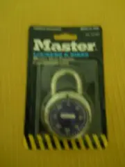 New ~ Master Lock 1-7/8" Black Dial Combination Padlock Black.