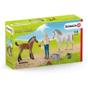 Schleich Kids/Childrens Toy Figurine Vet Visiting Mare And Foal Pretend Set 3y+