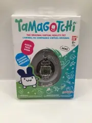 Tamagotchi Bandai Namco Original Black/Sliver Gen 2 Keychain (NIB)