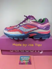 Sz 7m/8.5w- Jae Tips x Saucony ProGrid Omni 9 To Do List Pink S70864-1
