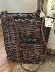 Rustic Handmade Flat Hanging Willow Basket | Door Basket | Floral welcome baske