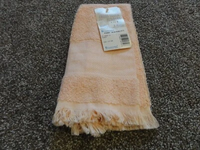 NEW PEACH CROSS STITCH FINGERTIP TOWEL WITH 14 COUNT BORDER BY CHARLES CRAFT