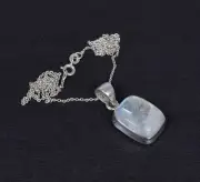 925 Solid Sterling Silver White Rainbow Moonstone Chain Pendant-19.2 Inch t498