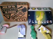 Barkbox "THE PLAYLIEN" 4 Chew Toys - Size Small - SHIPS FREE!
