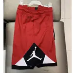 <THREEG>🏀NIKE AIR JORDAN 籃球褲 運動短褲 透氣 排汗 紅白黑 男款  CV3087-687