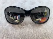 WileyX Women’s Sunglasses Black With Smoke Lenses