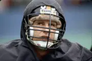 Offensive lineman Ray Pinney Pittsburgh Steelers on the sideline d- Old Photo