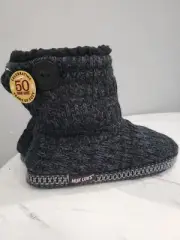 NEW WITH TAGS Muk Luks Women's Hazel Slippers - Size Small 5/6 House Shoe