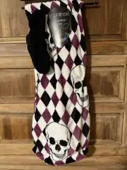 HALLOWEEN THROW Purple Black Skull Skeleton WITH BONUS SOCKS PLUSH 50”x60”NEW