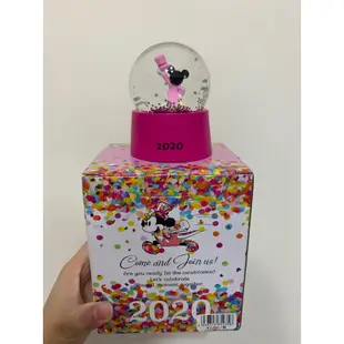 日本 迪士尼商店 Disney Store 2020米奇水晶球 擺飾