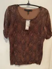 NWT $78 White House Black Market Snake Print Pullover Top Blouse Sz XS