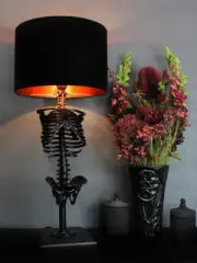 2022 Gothic Skull Skeleton Lamp Desktop Table Lamp Home Night Light Decor AU