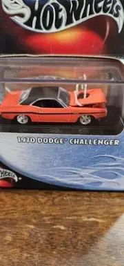 100% Hot Wheels 1970 Dodge Challenger Limited Edition 1:64 scale Die-Cast