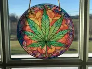 Marijuana Canibus Weed Green Leaf Sun Catcher Brand New in Packaging W/ Tracking