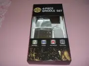 Griddle Set 4 pc Scraper 2 Spatulas Condiment Bottle Barbeque BBQ Brand New NIB