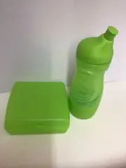 TUPPERWARE SPORTS WATER BOTTLE & Sandwich Keeper GREEN Brand NEW 6148 & 3752