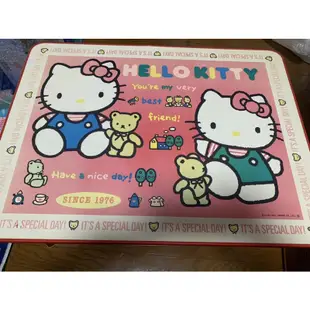 日本帶回三麗鷗sanrio hello kitty 哈囉 凱蒂貓 木頭 桌子 學習桌 折疊桌 小熊 抱熊 木製 褪色