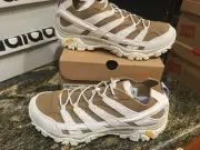NEW Mens Merrell Moab 2 Decon Trail Running shoes, size 11.5