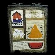 Country Garden Applique Quilt Pattern - 18x21 Wall Hanging Bee Hive Primitive