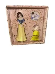Disney Snow White and Dwarf Salt & Pepper Shaker 85 Year Anniversary Edition