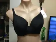 Women’s Bra BERLEI “BARELY THERE” Black Soft Cup Under Wire SIZE 18D BNWT
