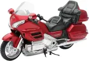 New Ray Toys 1:12 Scale Motorcycle - Honda 2010 Goldwing Red - 57253A