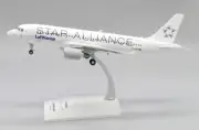 1:200 JC Wings Lufthansa STAR ALLIANCE AIRBUS A320 Passenger Plane Diecast Model