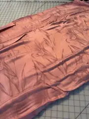 100% Italian Silk Designer Jacquard 54”Fabric Dusky Pink per Yard
