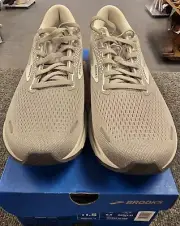 Brooks Ghost 14 women's 11.5 shoes