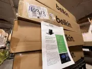 BELKIN F1DC108V 18.5 INCH WIDESCREEN LCD RACK CONSOLE W 8 PORT KVM SWITCH