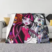 New Soft Monster High Warm & Cozy Blanket Draculaura Clawdeen Frankie 50x60 Inch