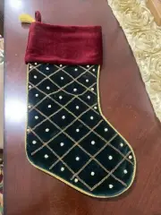 Velvet 19”x10” Beaded & Pearls Christmas Stocking Green Red All Lined. EUC