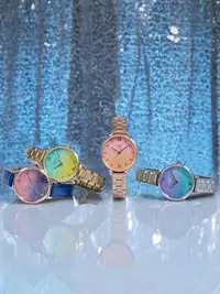 在飛比找Yahoo!奇摩拍賣優惠-卡西歐女士手錶SHEEN宇宙星空主題商務錶時尚鋼帶防水錶日韓