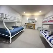 Charming House; Walk To Beach & Shops