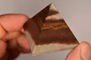 *ZEBRA STONE* Pyramid 4.2cm 67.4g Natural Healing Energy Stamina Endurance