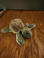 Coca Cola Collectible Turtle with Coke Bottle 1998