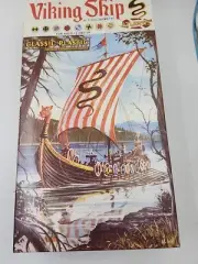 Vintage Aurora Viking Ship Plastic Modeling Kit No. 320-1.98