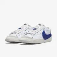 在飛比找momo購物網優惠-【NIKE 耐吉】BLAZER LOW 77 JUMBO 白