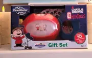 SEALED A Charlie Brown Christmas Snoopy Peanuts view-master 3 Reels Viewer Case