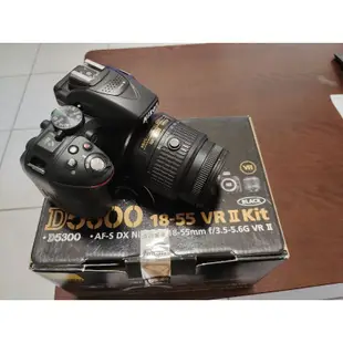 尚有存貨-nikon d5300 單眼相機搭18-55mm鏡頭，尼康