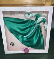 Tonner The Wizard Of Oz Prefume/Perfume Lady Outfit Set NEW IN BOX