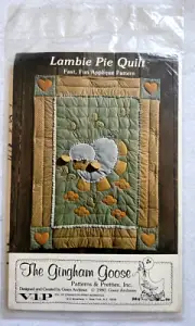 Gingham Goose Applique Quilt Pattern Lambie Pie Baby Crib Quilt 45 x 60" Vintage