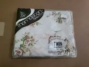 Thomaston Mills New Era Floral Pattern Twin Size Flat Sheet, NOS