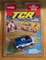 TCR 6488 JAM CAR EMERGENCY VAN TYCO HO SLOT CAR SLOTLESS
