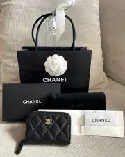 NEW Chanel Zippy Card Wallet, Black Caviar, & Gold Hardware