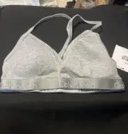 Calvin Klein Women's Motive Cotton Lightly Lined Bralette. Size Small