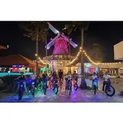 Save 19.99%! Semi-Private Twilight Neon Glow E-Bike Oranjestad Experience
