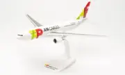 Herpa 613736 TAP Air Portugal Cargo A330-200 Desk Top 1/200 Model AV Airplane