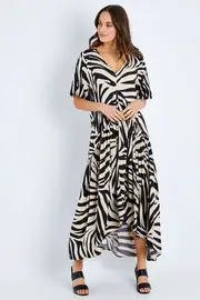 Peak Maxi Dress--PQC-223H109P