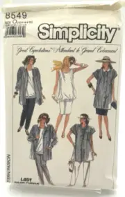 Simplicity Pattern #8549 - Maternity Tunic & Skirt (Sizes 12, 14 & 16)